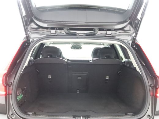 Volvo  V60 2.0 T6 Plug-in hybrid AWD Plus Dark | Panoramisch schuif/kanteldak | Stoel & stuurwielverwarming ... ActivLease financial lease