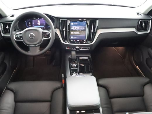 Volvo  V60 2.0 T6 Plug-in hybrid AWD Plus Dark | Panoramisch schuif/kanteldak | Stoel & stuurwielverwarming ... ActivLease financial lease