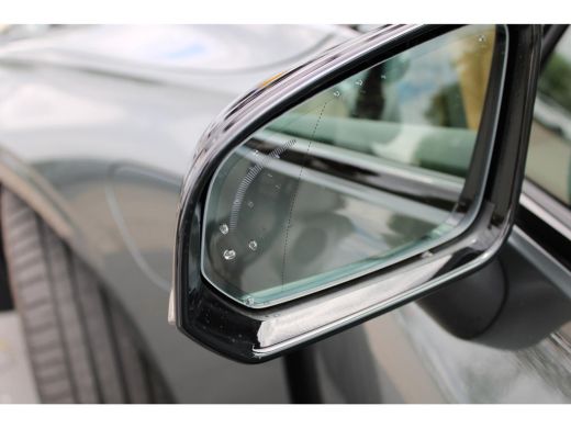 Volvo  V60 T6 AWD Ultra Dark | Styling-Pakket | Bowers & Wilkins |  Head-Up Display | Stoel massage + Ventil... ActivLease financial lease