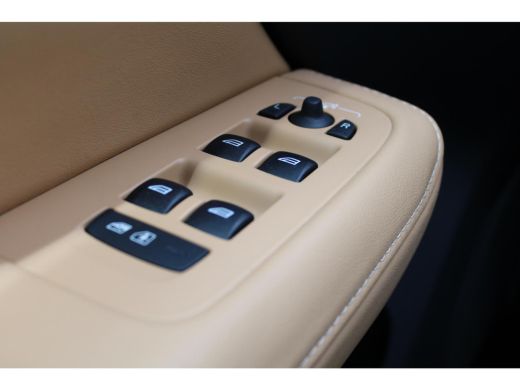 Volvo  V60 2.0 T6 Plug-in hybrid AWD Ultra Dark | Bowers & Wilkins |  Head-Up Display | Stoel massage + Vent... ActivLease financial lease