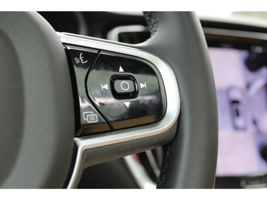 Volvo  V60 2.0 T6 Plug-in hybrid AWD Ultra Dark | Bowers & Wilkins |  Head-Up Display | Stoel massage + Vent... ActivLease financial lease