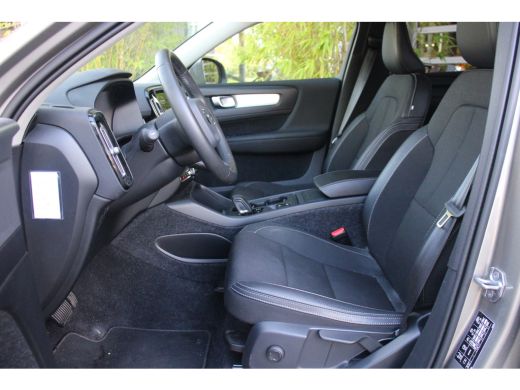 Volvo  XC40 1.5 T3 Momentum Pro | Panoramadak | Camera | Lane Keeping ActivLease financial lease
