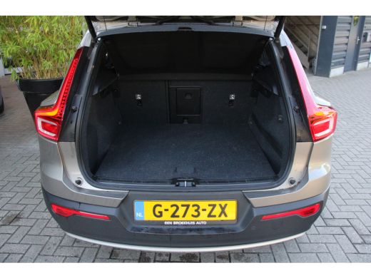 Volvo  XC40 1.5 T3 Momentum Pro | Panoramadak | Camera | Lane Keeping ActivLease financial lease