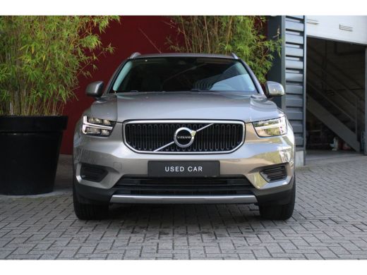 Volvo  XC40 1.5 T3 Momentum Pro | Panoramadak | Camera | Lane Keeping ActivLease financial lease