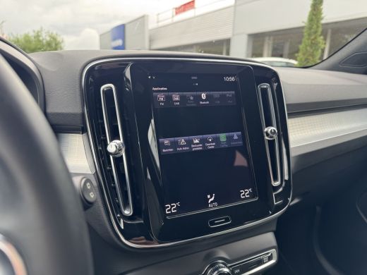Volvo  XC40 1.5 T4 Recharge Inscription | Parkeercamera | Keyless entry | Standkachel | ActivLease financial lease