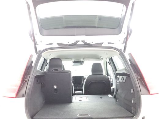 Volvo  XC40 1.5 T5 Twin Engine Momentum Pro | Climate Control | High Performance Audio | Cruise Control | Par... ActivLease financial lease