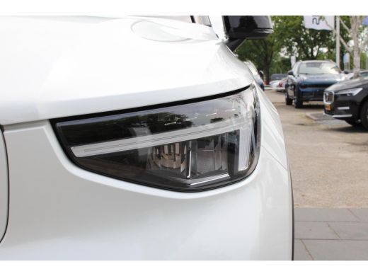 Volvo  XC40 Single Motor Extended Range Plus 82 kWh | Stoel & stuurwielverwarming | Warmtepomp | Adaptieve cr... ActivLease financial lease