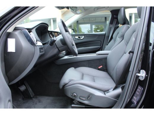 Volvo  XC60 2.0 T6 Plug-in hybrid AWD Plus Bright | 19" 5-Dubbel Spaaks Glossy Black / Diamond Cut velgen met... ActivLease financial lease