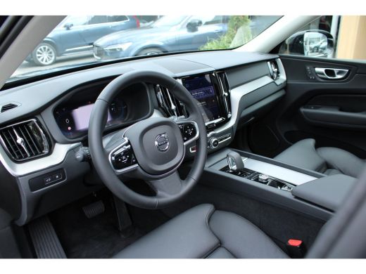 Volvo  XC60 2.0 T6 Plug-in hybrid AWD Plus Bright | 19" 5-Dubbel Spaaks Glossy Black / Diamond Cut velgen met... ActivLease financial lease