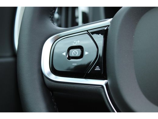 Volvo  XC60 2.0 T6 Plug-in hybrid AWD Plus Bright | 19" 5-Dubbel Spaaks Glossy Black / Diamond Cut velgen met... ActivLease financial lease