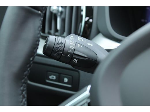Volvo  XC60 2.0 T6 Plug-in hybrid AWD Plus Bright | 19" 5-Dubbel Spaaks Glossy Black / Diamond Cut velgen met... ActivLease financial lease