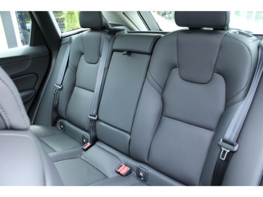 Volvo  XC60 2.0 T6 Plug-in hybrid AWD Plus Bright | 19" 5-Dubbel Spaaks Glossy Black / Diamond Cut velgen met... ActivLease financial lease