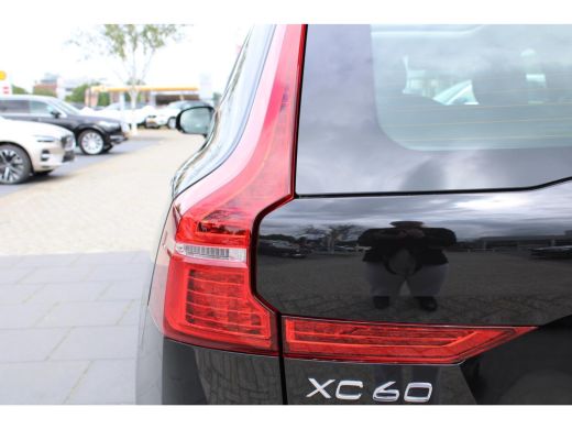 Volvo  XC60 2.0 T6 Plug-in hybrid AWD Plus Bright | 19" 5-Dubbel Spaaks Glossy Black / Diamond Cut velgen met... ActivLease financial lease