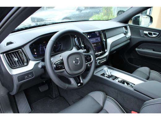 Volvo  XC60 2.0 T6 Plug-in hybrid AWD Plus Dark | 360 Camera | Stoel + Stuurwielverwarming | Trekhaak | ActivLease financial lease