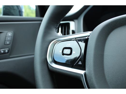 Volvo  XC60 2.0 T6 Plug-in hybrid AWD Plus Dark | 360 Camera | Stoel + Stuurwielverwarming | Trekhaak | ActivLease financial lease