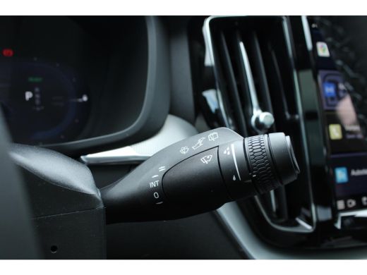Volvo  XC60 2.0 T6 Plug-in hybrid AWD Plus Dark | 360 Camera | Stoel + Stuurwielverwarming | Trekhaak | ActivLease financial lease