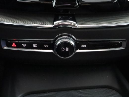 Volvo  XC60 2.0 T6 Plug-in hybrid AWD Ultimate Dark | Head-Up Display | Stoel & stuurwielverwarming | Achterb... ActivLease financial lease