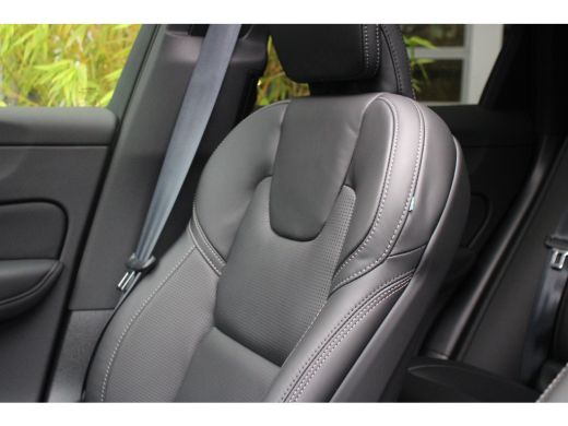 Volvo  XC60 2.0 T6 Plug-in hybrid AWD Ultra Black Edition | 22" Velgen | Luchtvering | Bowers&Wilkins | Panor... ActivLease financial lease