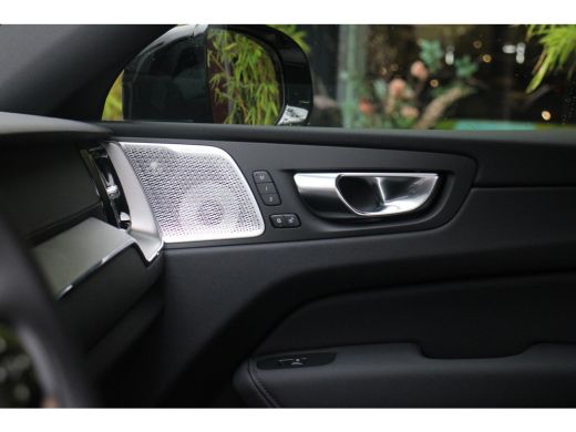 Volvo  XC60 2.0 T6 Plug-in hybrid AWD Ultra Black Edition | 22" Velgen | Luchtvering | Bowers&Wilkins | Panor... ActivLease financial lease