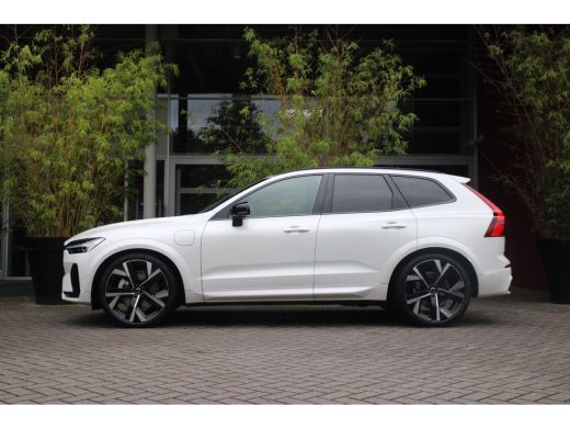 Volvo  XC60 2.0 T6 Plug-in hybrid AWD Ultra Black Edition | 22" Velgen | Luchtvering | Bowers&Wilkins | Panor... ActivLease financial lease