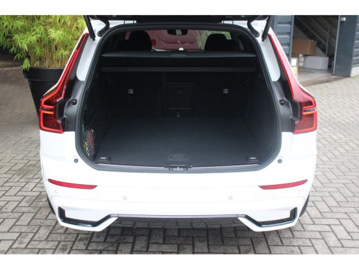 Volvo  XC60 2.0 T6 Plug-in hybrid AWD Ultra Black Edition | 22" Velgen | Luchtvering | Bowers&Wilkins | Panor... ActivLease financial lease