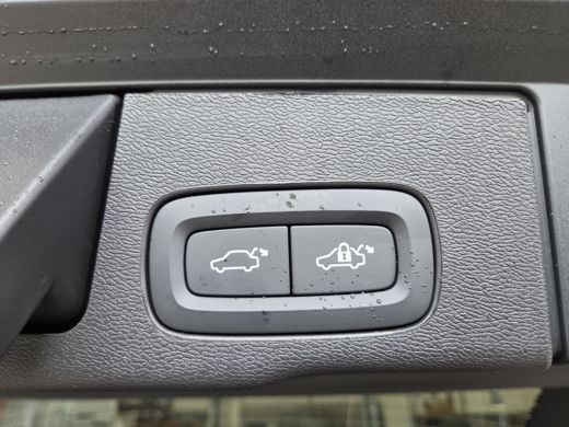 Volvo  XC60 T6 Plug-in hybrid AWD Plus Dark | Forest Lake | Harman Kardon | Pano | ActivLease financial lease