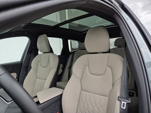 Volvo  XC60 T6 Plug-in hybrid AWD Plus Dark | Forest Lake | Harman Kardon | Pano | ActivLease financial lease