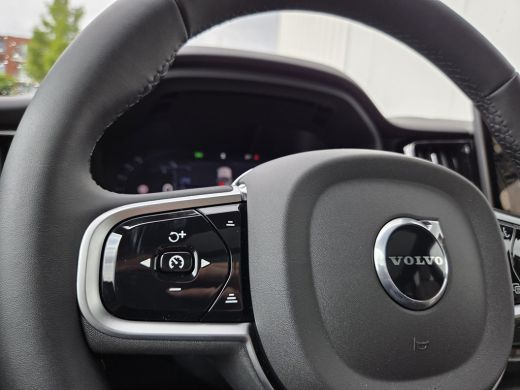 Volvo  XC60 T6 Plug-in hybrid AWD Plus Dark | Forest Lake | Harman Kardon | Pano | ActivLease financial lease