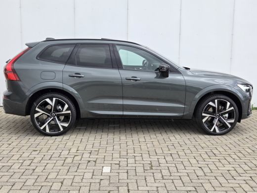 Volvo  XC60 T6 Plug-in hybrid AWD Plus Dark | Forest Lake | Harman Kardon | Pano | ActivLease financial lease