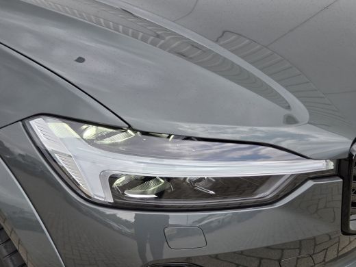 Volvo  XC60 T6 Plug-in hybrid AWD Plus Dark | Forest Lake | Harman Kardon | Pano | ActivLease financial lease