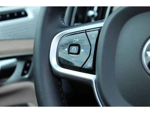 Volvo  XC90 2.0 T8 Plug-in hybrid AWD Ultra Dark full option | Bowers & Wilkins | trekhaak | Luchtvering | Ge... ActivLease financial lease
