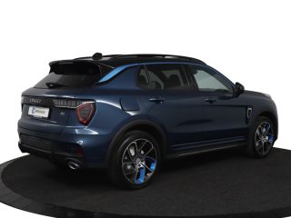 Lynk & Co 01 1.5 | Stoel + Stuurwielverwarming | Zwarte hemelbekleding | Adaptieve cruise control | BLIS | Pan...