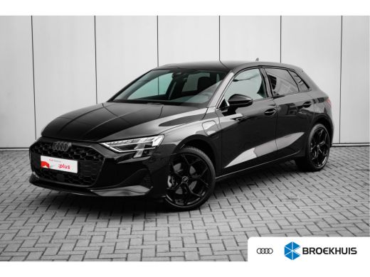 Audi A3 Sportback 40 TFSI e Advanced edition Elek. stoelen | Achteruitrijcamera | Adaptief cruise control... Audi A3 Sportback 40 TFSI e Advanced edition Elek. stoelen | Achteruitrijcamera | Adaptief cruise control...