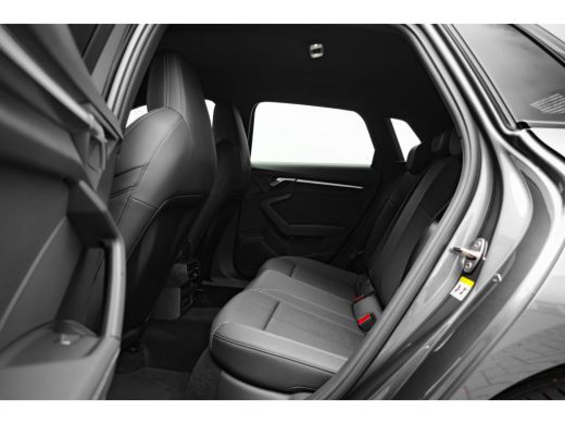 Audi A3 Sportback S-edition | Trekhaak | Stoelverw. voor | Comfortsleutel | Adaptieve Cruise Control ActivLease financial lease