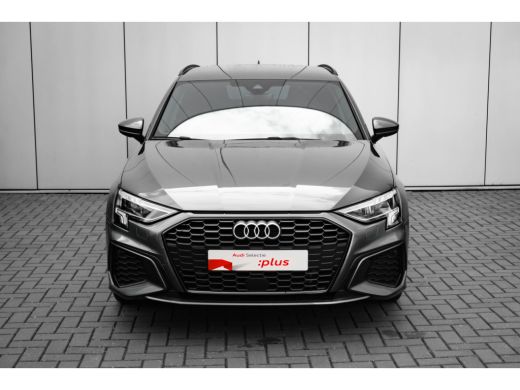Audi A3 Sportback S-edition | Trekhaak | Stoelverw. voor | Comfortsleutel | Adaptieve Cruise Control ActivLease financial lease
