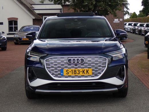 Audi Q4 e-tron 50 quattro S-LINE Competition 77 kWh PANODAK/TREKHAAK 21INCH ActivLease financial lease