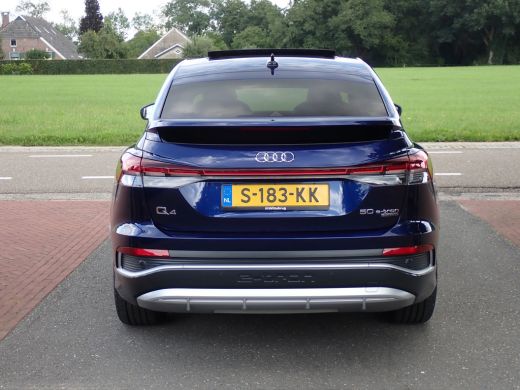 Audi Q4 e-tron 50 quattro S-LINE Competition 77 kWh PANODAK/TREKHAAK 21INCH ActivLease financial lease