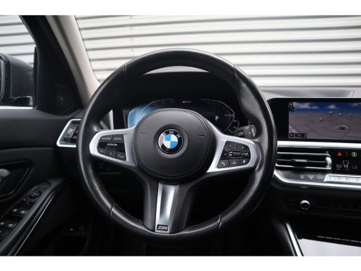 BMW 3 Serie Touring 330e Business Edition Plus Harman Kardon / Camera / Trekhaak / ActivLease financial lease