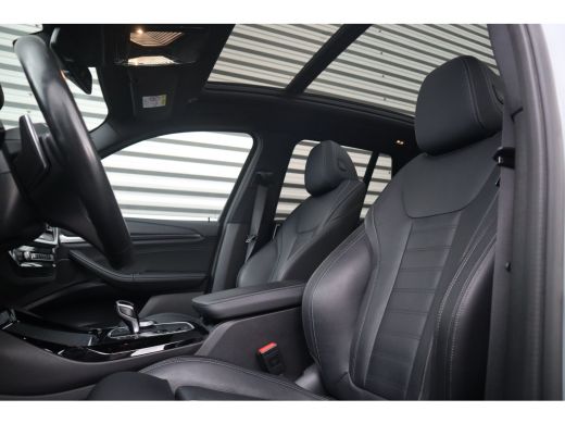 BMW X3 xDrive30e M-Sport SOH 87% / Panorama / 360 camera / Head-Up / Trekhaak / HiFi / Blackline / ActivLease financial lease