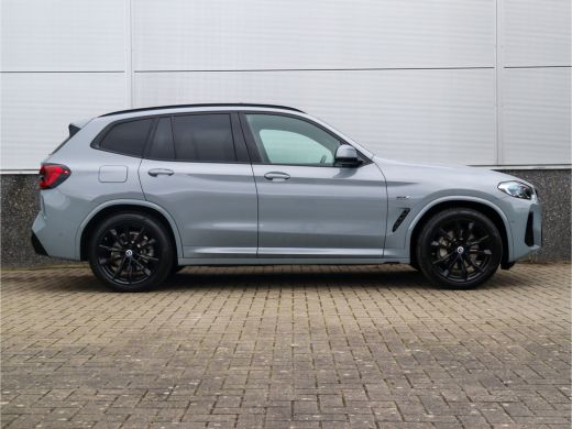 BMW X3 xDrive30e M-Sport SOH 87% / Panorama / 360 camera / Head-Up / Trekhaak / HiFi / Blackline / ActivLease financial lease