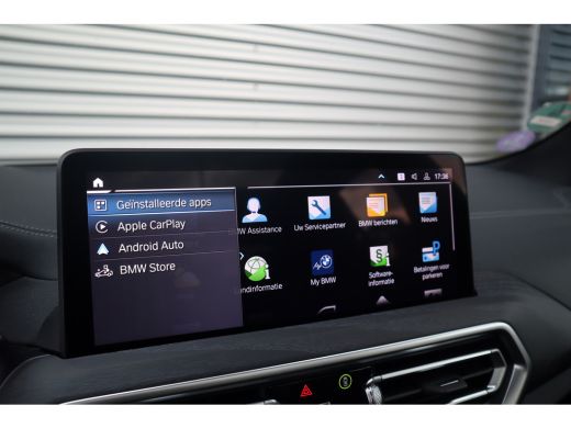 BMW X3 xDrive30e M-Sport SOH 87% / Panorama / 360 camera / Head-Up / Trekhaak / HiFi / Blackline / ActivLease financial lease