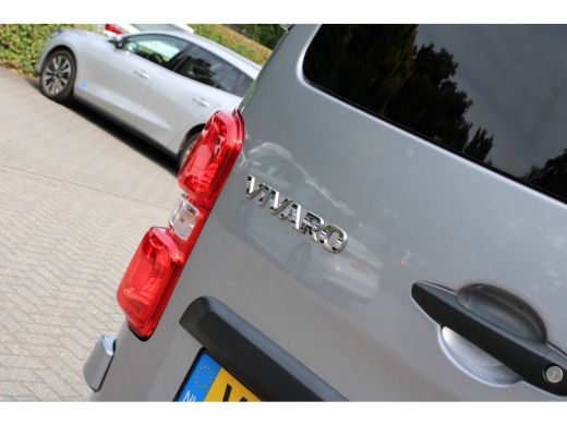Opel Vivaro 2.0 CDTI L2H1 DC AUTOMAAT | 6 PERSOONS | LEDER | NAVI | 360 CAMERA  | CLIMA | CRUISE | PARKEERSEN... ActivLease financial lease