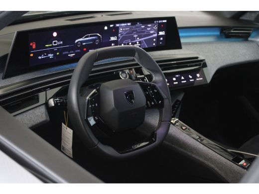 Peugeot e-5008 GT 73 kWh 210-PK | LUXE UITVOERING | ORGINEEL NL AUTO | BTW AUTO | 7 PERSOONS ActivLease financial lease