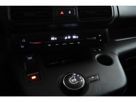 Peugeot Partner 1.5 BlueHDI Asphalt Long Airco, Apple Carplay, Camera ActivLease financial lease