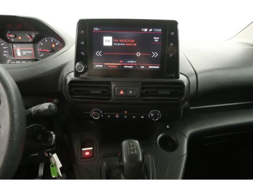 Peugeot Partner 1.6 BlueHDI L1H1 Airco Camera Carplay Cruise Navi Imperiaal PDC 3 Persoons ActivLease financial lease