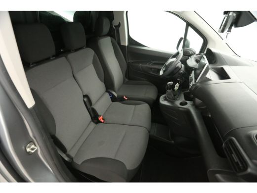 Peugeot Partner 1.6 BlueHDI L1H1 Airco Camera Carplay Cruise Navi Imperiaal PDC 3 Persoons ActivLease financial lease