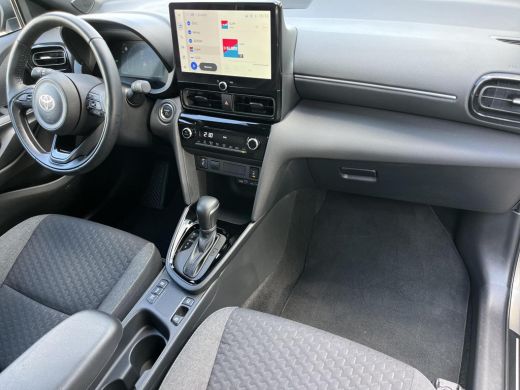 Toyota Yaris Cross 1.5 Hybrid Dynamic Stoel- + stuurverwarming | Navigatie | Keyless entry | LED koplampen | ActivLease financial lease