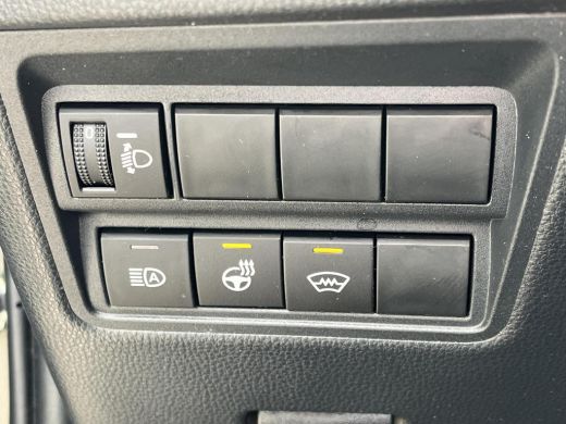 Toyota Yaris Cross 1.5 Hybrid Dynamic Stoel- + stuurverwarming | Navigatie | Keyless entry | LED koplampen | ActivLease financial lease