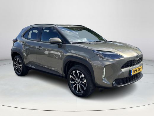 Toyota Yaris Cross 1.5 Hybrid Dynamic Stoel- + stuurverwarming | Navigatie | Keyless entry | LED koplampen | ActivLease financial lease