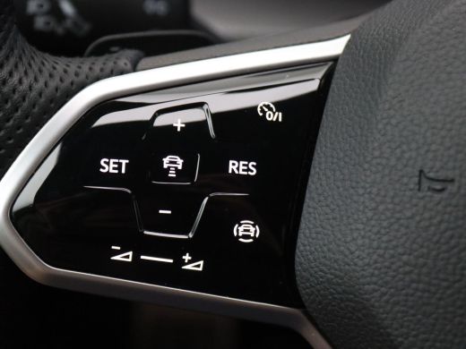 Volkswagen Golf 1.4 eHybrid GTE Stoel & Stuurwielverwarming, Getint Glas, Adaptive Cruise Controle, Lane- & Side ... ActivLease financial lease